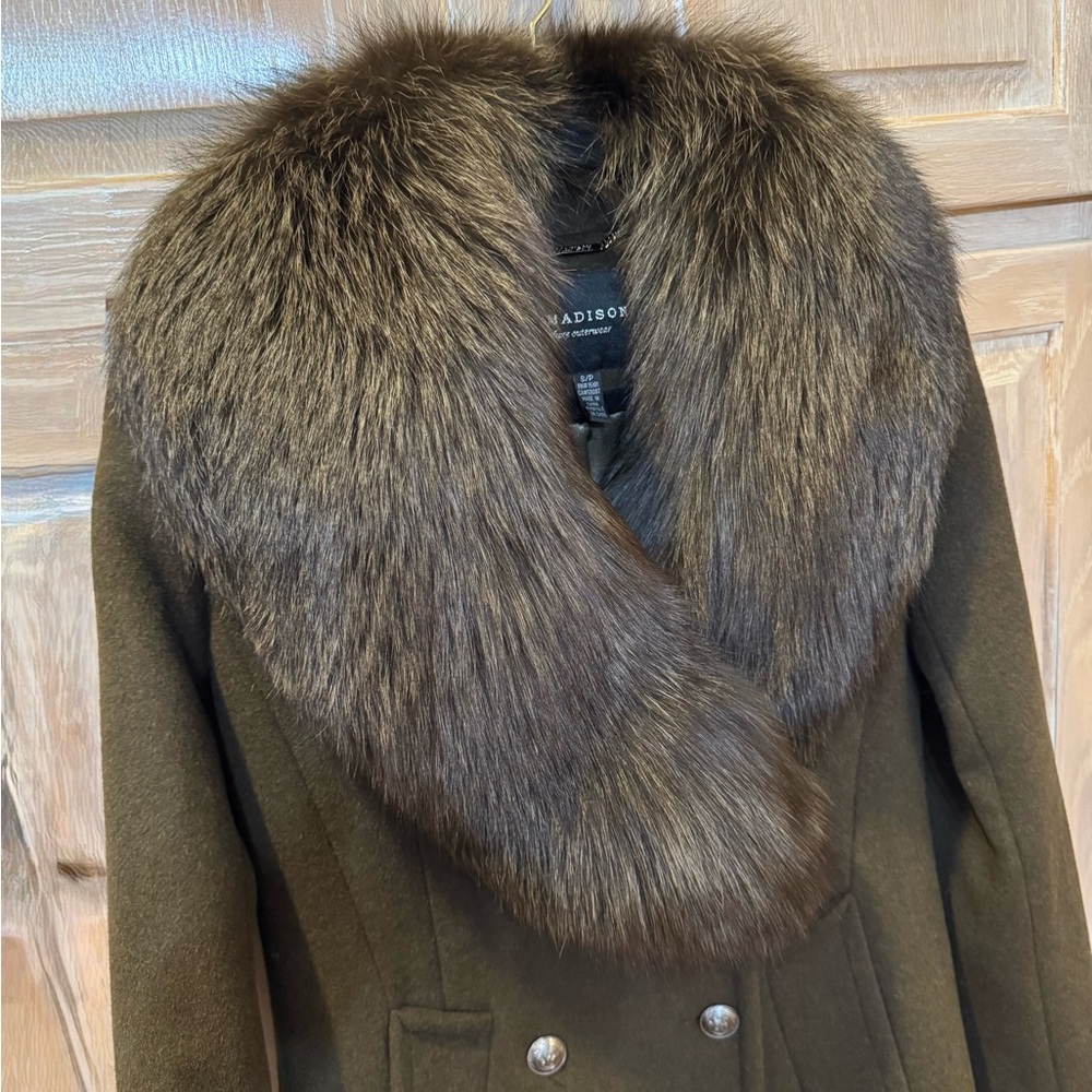 NWT! AUTHENTIC (detachable) FOX FUR! 1 Madison Olive wool Pea Coat! Stunning! - Picture 2 of 12